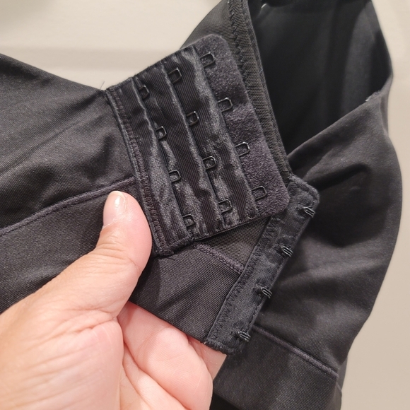 FURLOUGH SALE Cacique Lightly Lined No-Wire Black Bra - Sz 44DD US - Picture 6 of 7